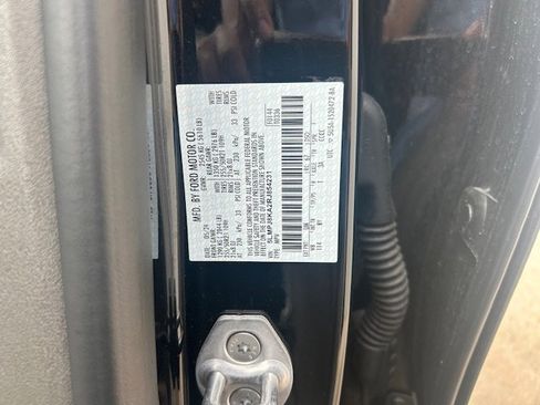 Used 2024 Lincoln Nautilus Reserve AWD/4WD image 13