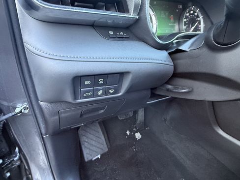 Certified 2022 Toyota Highlander Platinum image 14