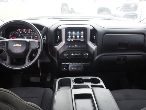 Used 2021 Chevrolet Silverado 2500 Custom w/ Custom Value Package AWD/4WD image 16