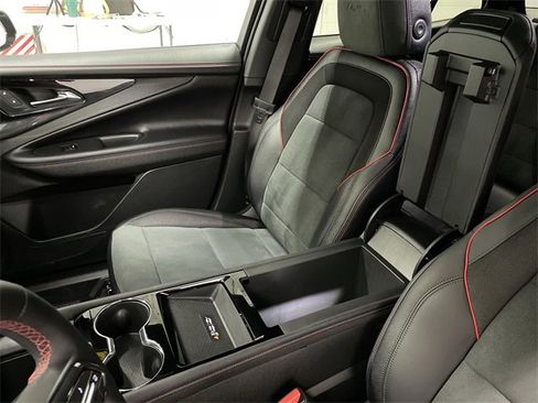 Used 2025 Chevrolet Blazer EV RS image 24