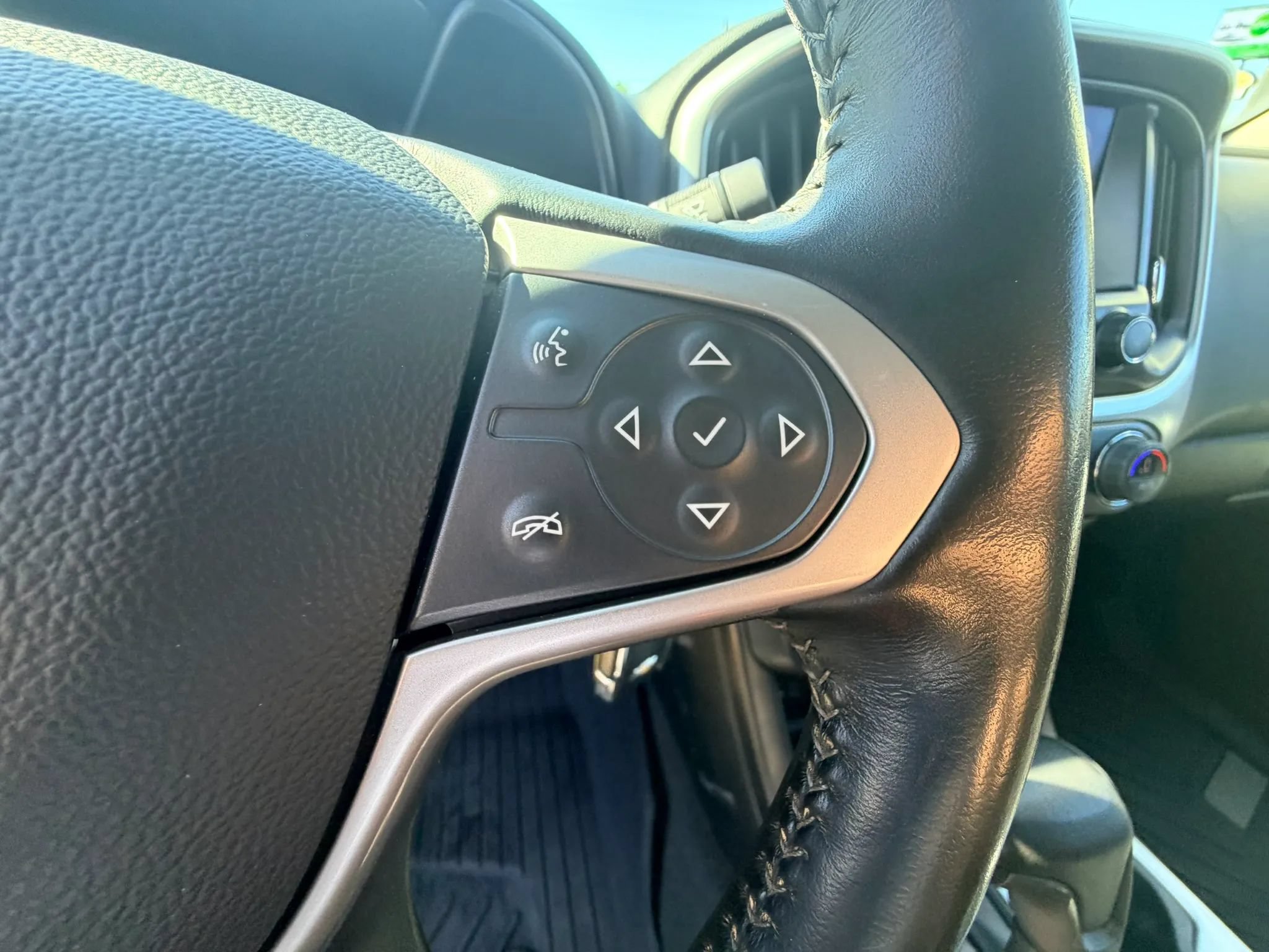 Used 2021 Chevrolet Colorado ZR2 AWD/4WD image 14