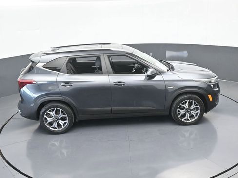 Used 2022 Kia Seltos EX image 56