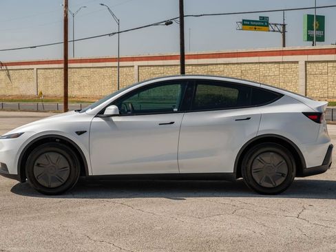 Used 2026 Tesla Model Y Long Range AWD/4WD image 5