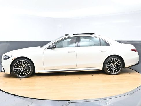 Used 2022 Mercedes-Benz S 500 4MATIC image 6