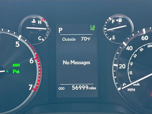 Used 2020 Lexus GX 460 Premium w/ Premium Package image 12