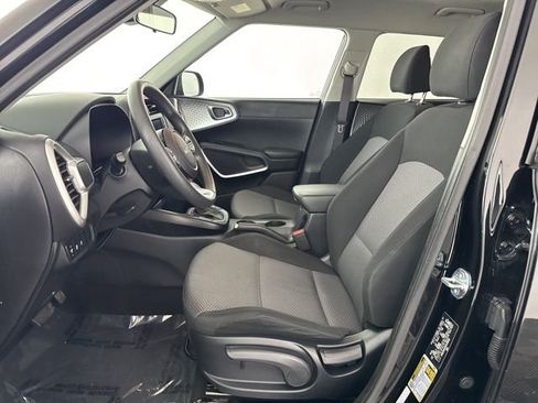 Used 2024 Kia Soul LX w/ Option Group 015 image 26