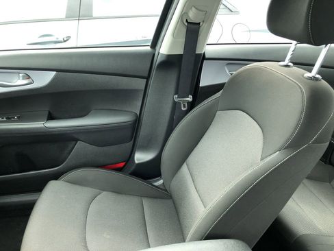 Used 2024 Kia Forte LXS image 21