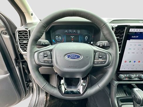 New 2026 Ford Ranger Lariat w/ Black Appearance Package AWD/4WD image 7