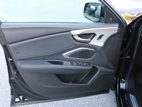 Used 2024 Acura RDX SH-AWD image 16