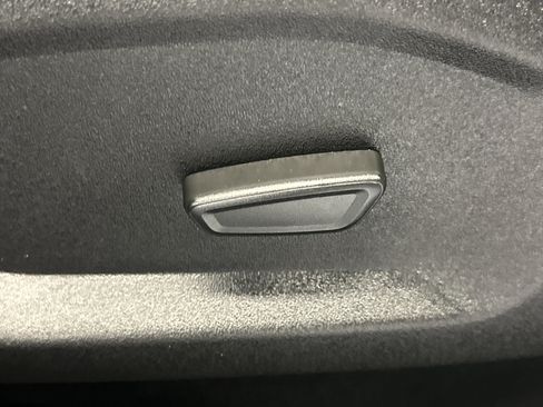 Used 2024 Ford Edge SEL w/ Convenience Package image 24