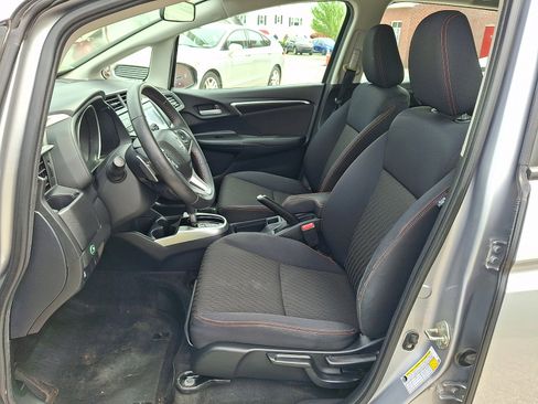 Used 2018 Honda Fit Sport image 18