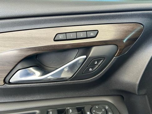Used 2018 GMC Terrain Denali w/ Advanced Safety Package FWD image 39