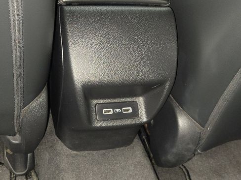 Used 2022 Honda Civic Touring image 12
