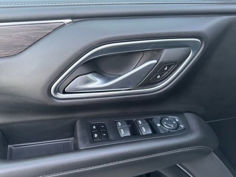 Used 2024 Chevrolet Tahoe LT image 16