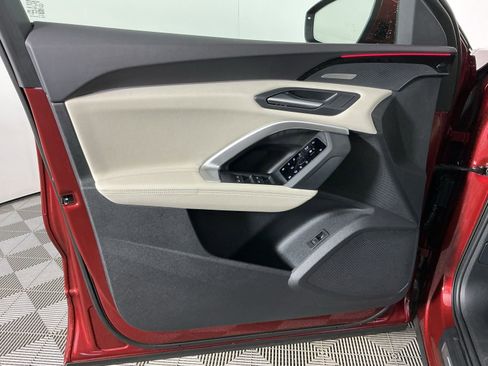 Used 2025 Audi Q5 Premium Plus w/ Premium Plus image 18