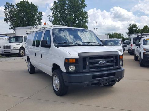 Used 2014 Ford E-150 and Econoline 150 w/ Power Group RWD image 5