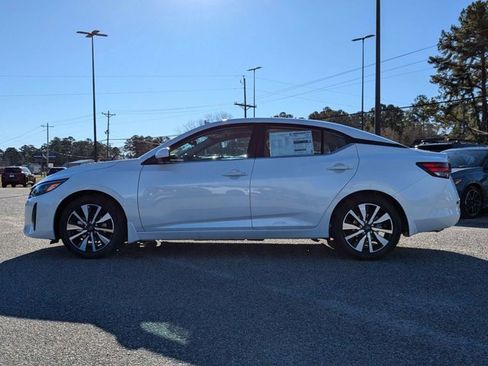 New 2025 Nissan Sentra SV w/ SV Premium Package image 7
