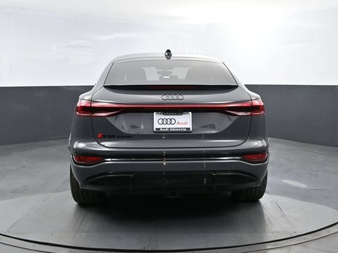 New 2027 Audi SQ6 e-tron Premium Plus AWD/4WD image 23