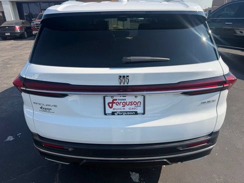 Used 2025 Buick Enclave Preferred w/ Power Package FWD image 15