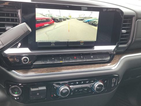 Used 2025 GMC Sierra 1500 Elevation AWD/4WD image 19