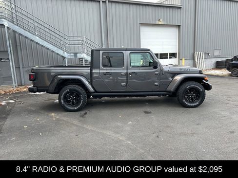 Used 2021 Jeep Gladiator Willys image 2