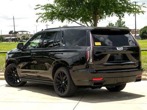 Used 2024 Cadillac Escalade Sport Platinum w/ LPO, ONYX Package AWD/4WD image 10