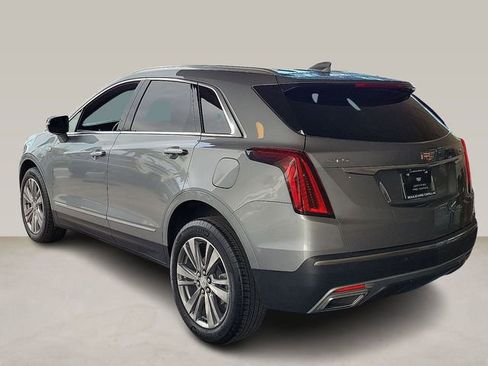 Certified 2025 Cadillac XT5 Premium Luxury image 4