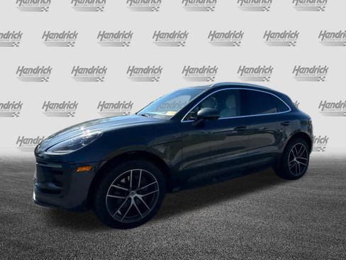 Used 2022 Porsche Macan image 8