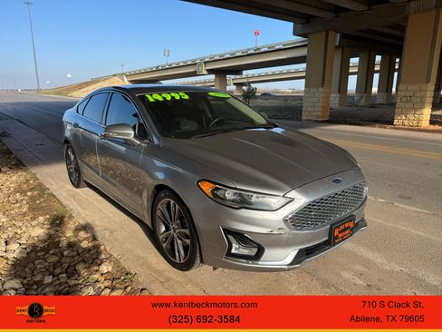 Used 2020 Ford Fusion Titanium image 1