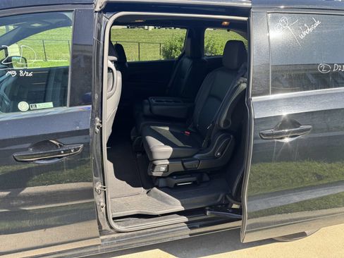 Used 2025 Honda Odyssey Sport-L image 6
