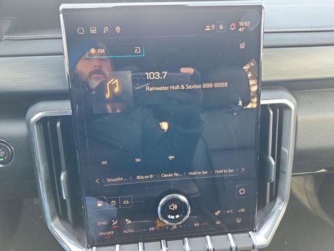 New 2026 GMC Acadia Elevation w/ Elevation Premium Package image 13