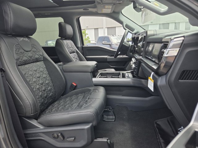 New 2026 Ford F250 Lariat w/ Black Appearance Package AWD/4WD image 19