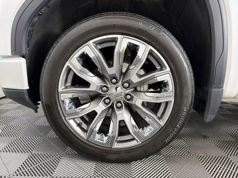 Used 2024 GMC Sierra 1500 Denali w/ Denali Reserve Package image 10