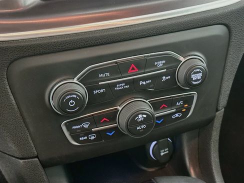 Used 2022 Dodge Charger R/T RWD image 22