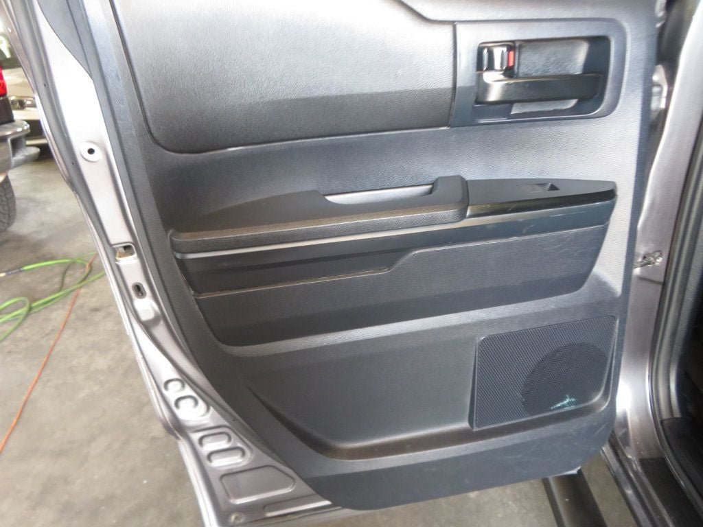 Used 2015 Toyota Tundra SR w/ Tow Package RWD image 19