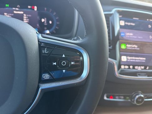 Certified 2023 Volvo XC90 B6 Ultimate image 25