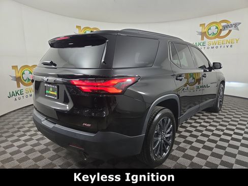 Used 2023 Chevrolet Traverse RS image 9