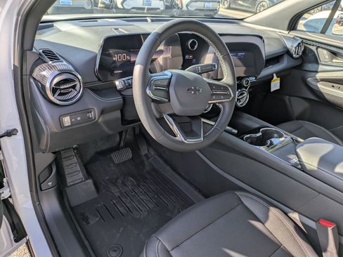 Used 2026 Chevrolet Blazer EV LT image 10