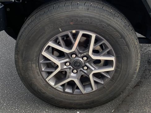 Used 2025 Jeep Wrangler Sahara image 29