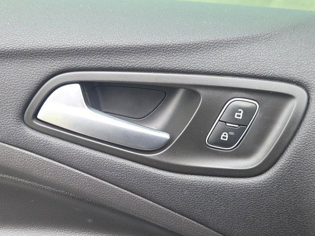 Used 2018 Ford C-MAX SE w/ Equipment Group 202A FWD image 21
