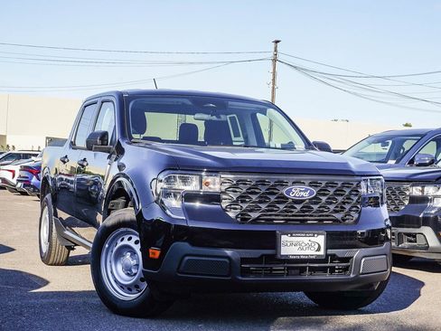 New 2025 Ford Maverick XL image 1