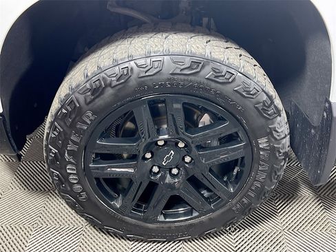 Used 2023 Chevrolet Silverado 1500 LT Trail Boss w/ Protection Package image 27