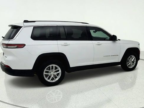 Used 2022 Jeep Grand Cherokee L Laredo w/ Luxury Tech Group I RWD image 7