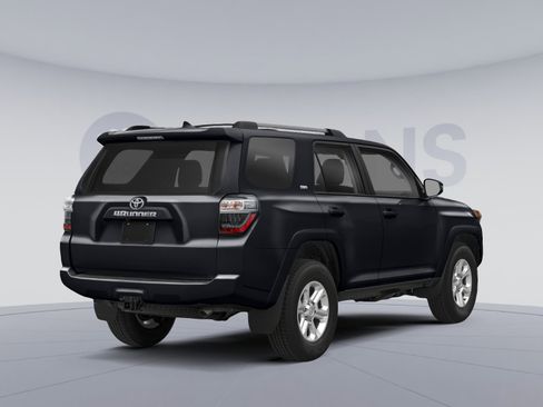 Used 2024 Toyota 4Runner SR5 Premium w/ Moonroof Package AWD/4WD image 2