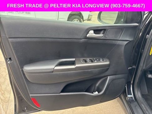 Used 2017 Kia Sportage LX w/ LX Popular Package image 15
