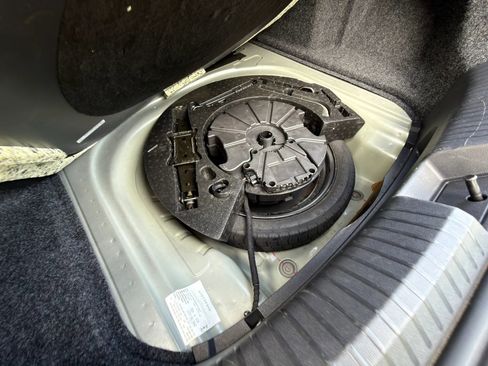Used 2021 Volkswagen Jetta SEL FWD image 17
