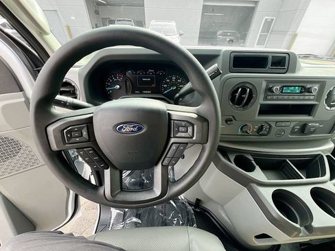 New 2027 Ford E-450 and Econoline 450 Super Duty RWD image 21