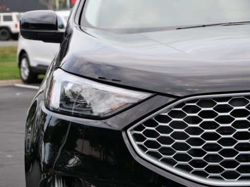Used 2023 Ford Edge SEL w/ Convenience Package AWD/4WD image 9