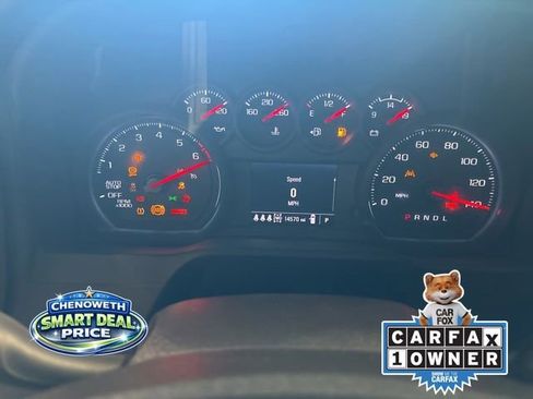 Used 2025 Chevrolet Silverado 1500 Custom Trail Boss w/ Midnight Edition AWD/4WD image 10