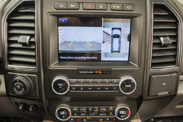 Used 2020 Ford Expedition Limited w/ Special Edition Package AWD/4WD image 26